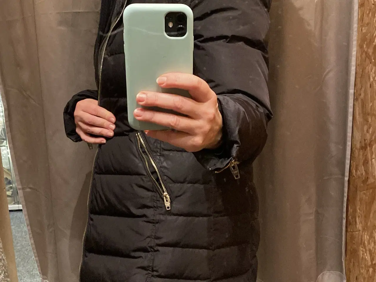 Billede 7 - Varm dunjakke fra Rockandblue med ægte vaskebjørn 