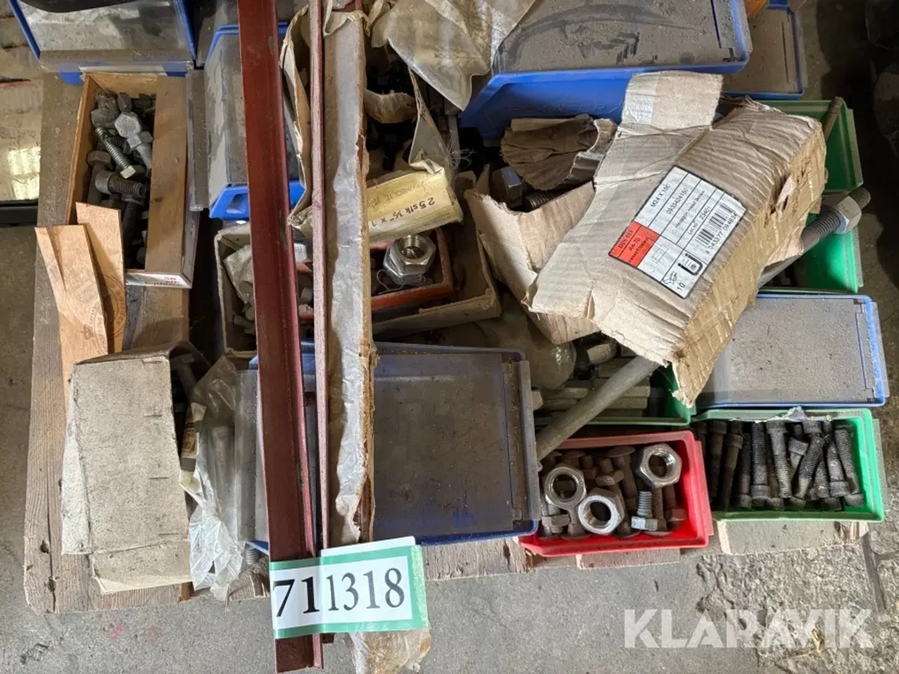 Billede 3 - Assorterede bolte og spejle - 1 palle