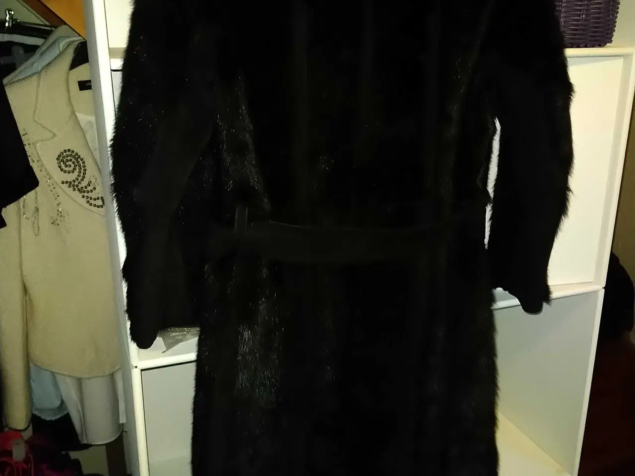 Billede 1 - Sort dansk minkpels 