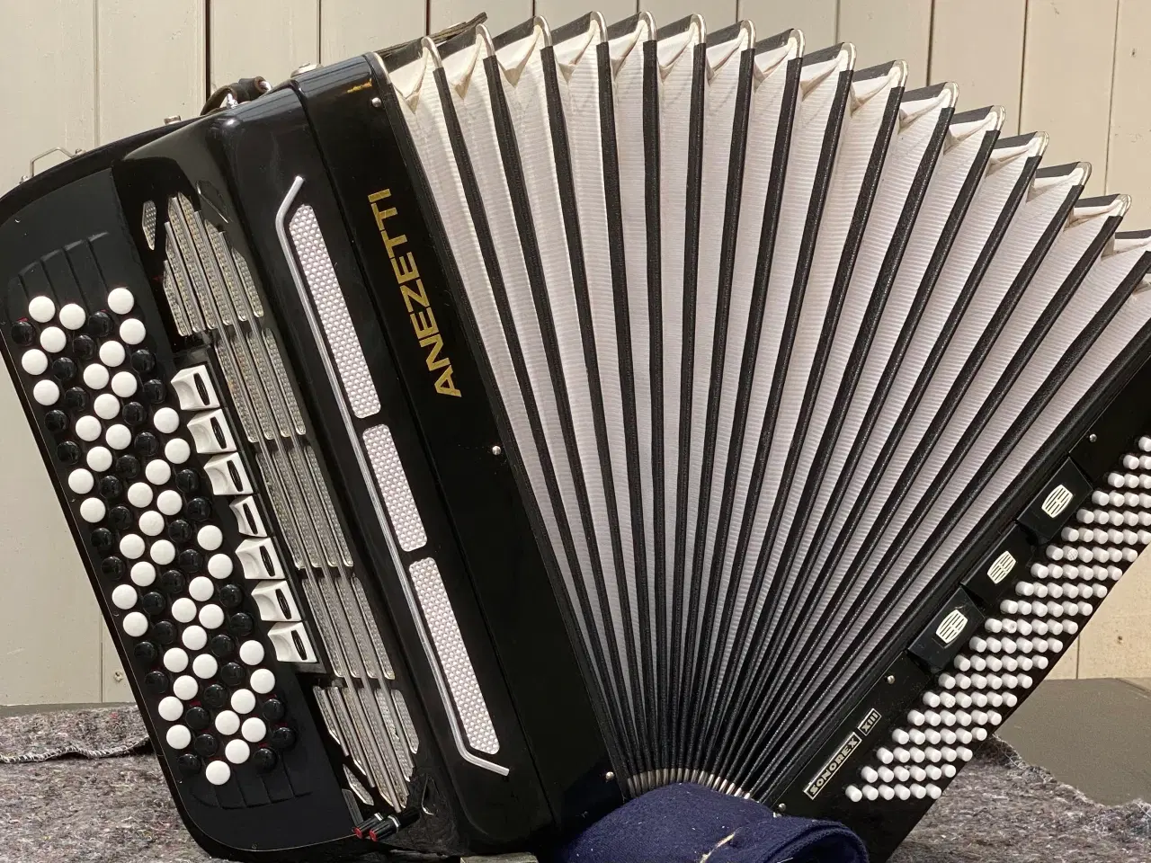 Billede 13 - Anezetti knapharmonika – letvægtsmodel med 84 knap