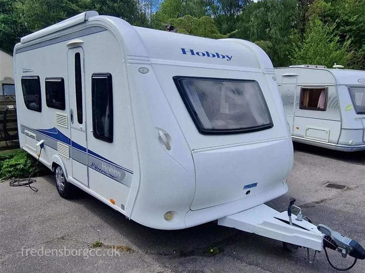Billede 5 - 2010 - Hobby De Luxe 460 LU   Velholdt enkeltsengsvogn der kan trækkes af de fleste biler.
