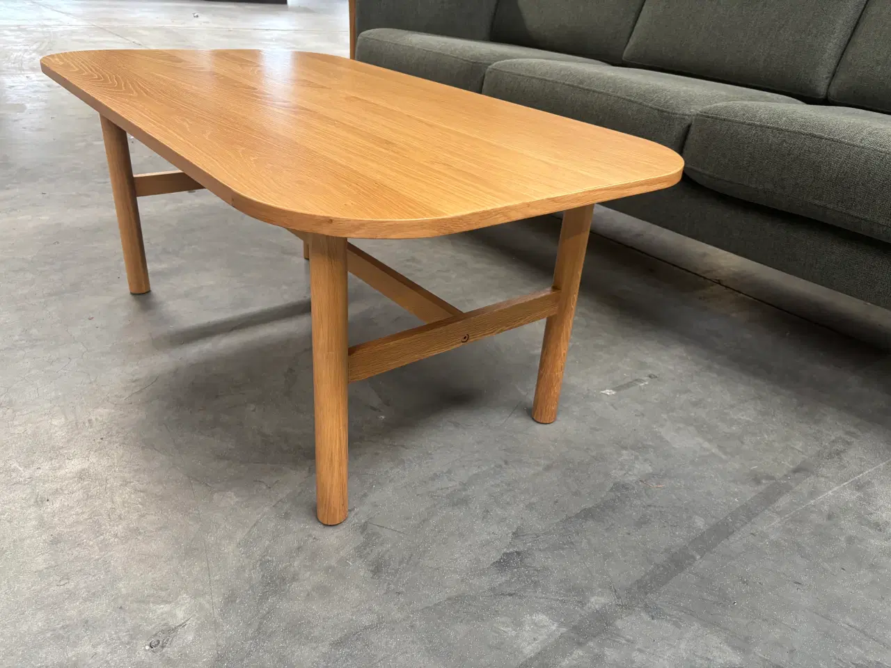 Billede 11 - Sofa med sofabord