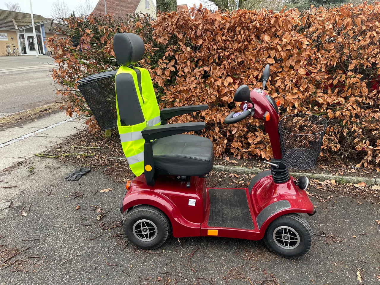 Billede 1 - 4-hjulet el-scooter, Varsø V-300