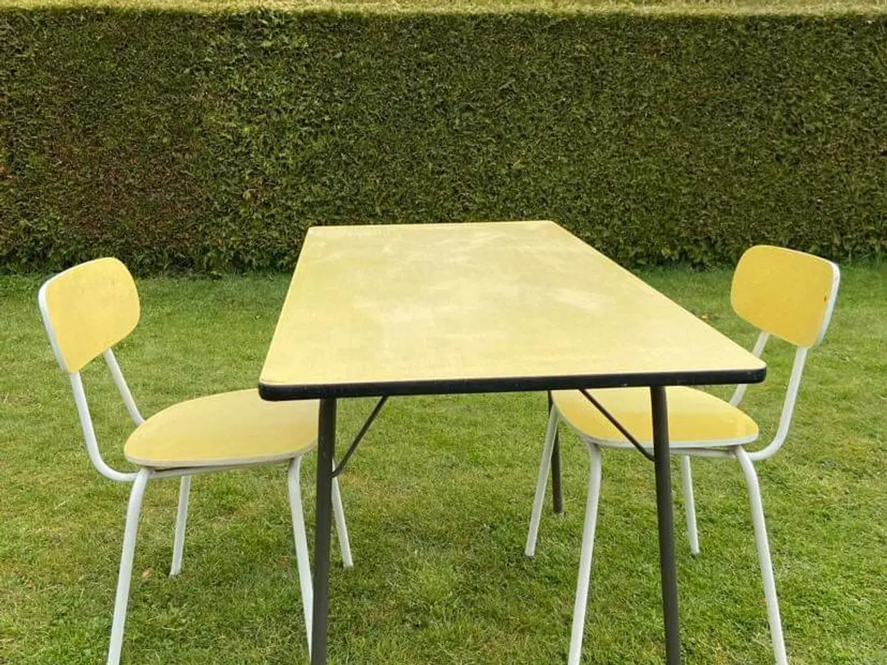 Billede 2 - Retro bord og stole