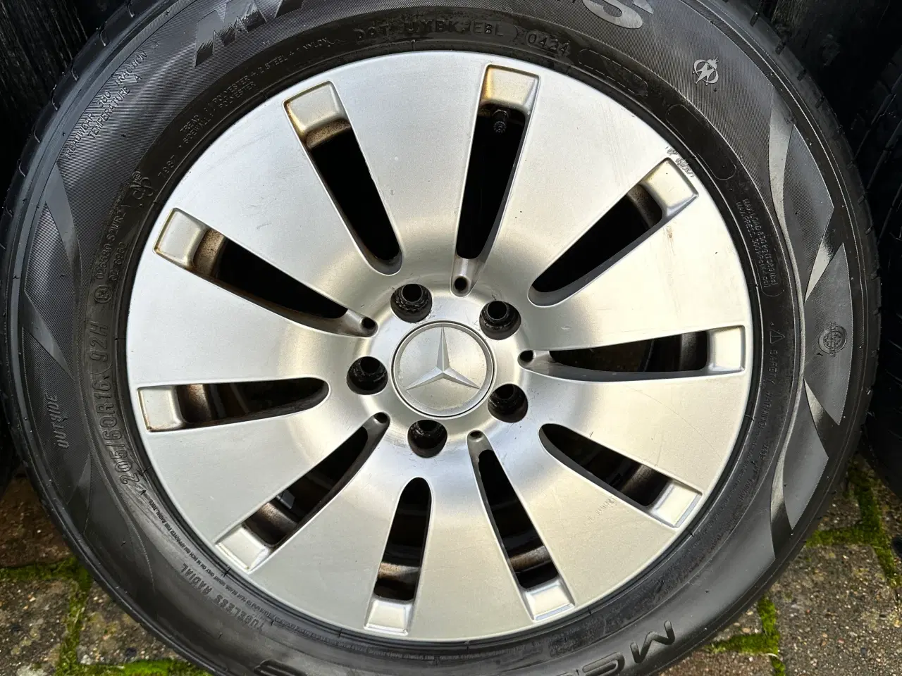 Billede 5 - Følge til Mercedes inkl sommerdæk