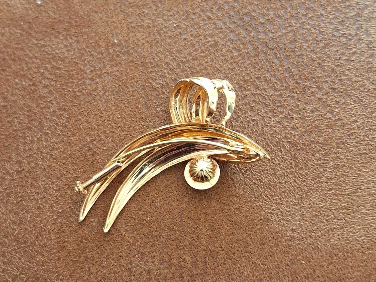 Billede 3 - Svensk broche 