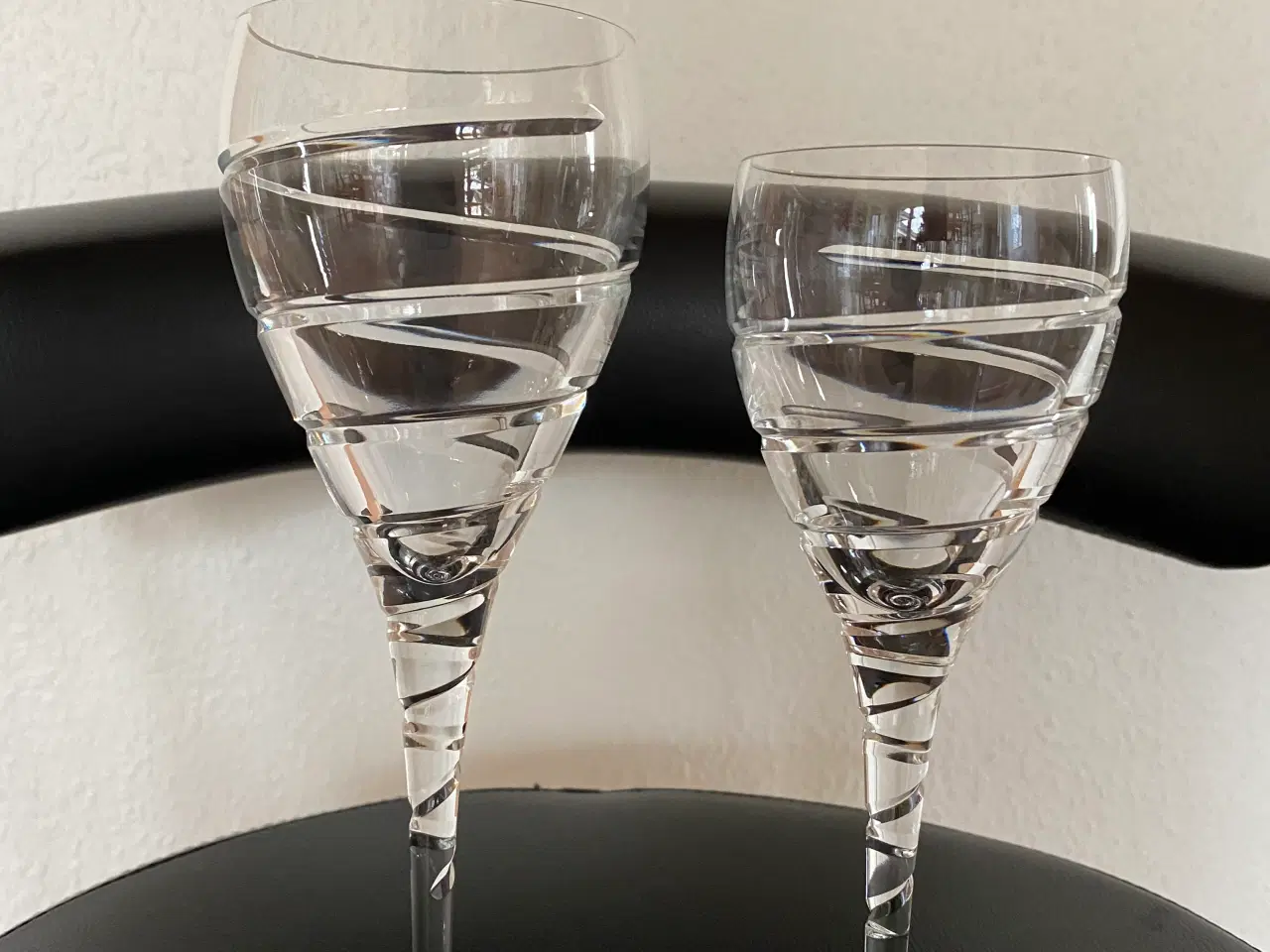 Billede 1 - Krystalglas rød og hvidvin