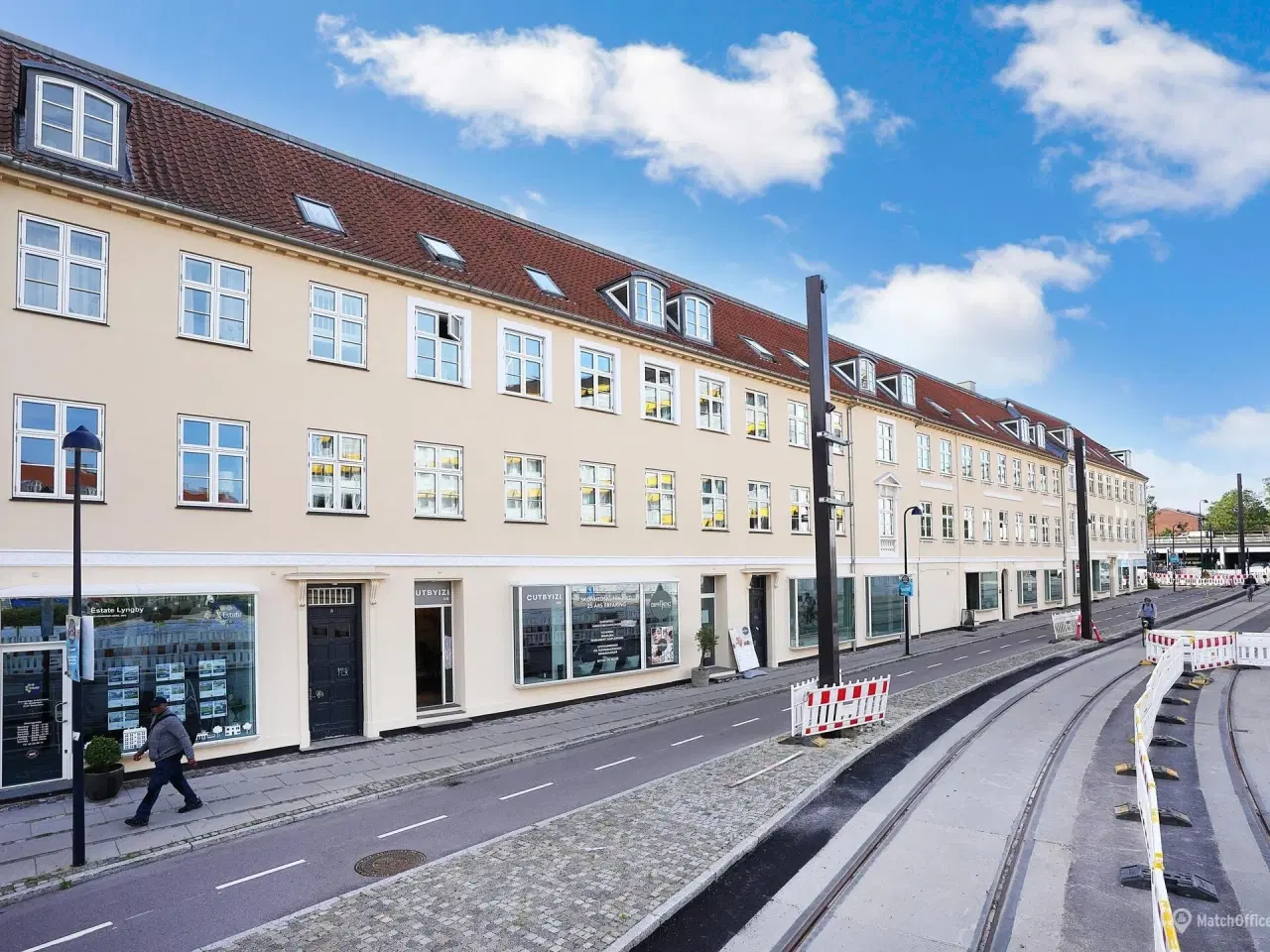 Billede 2 - Charmerende butik ud til Lyngby Torv – tæt på hovedgaden