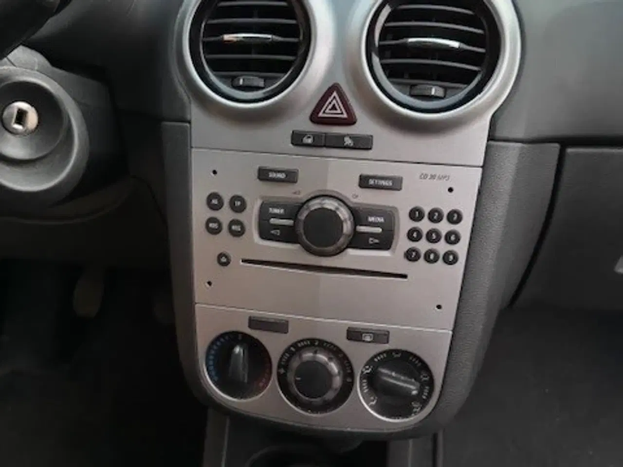 Billede 4 - Opel Corsa 1,0 3 dørs