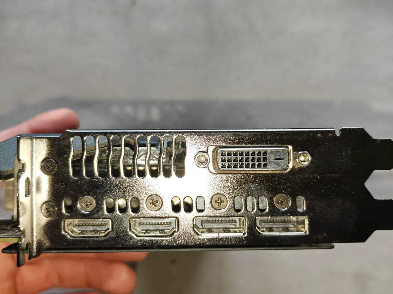 Billede 3 - ROG Strix 1070 8GB