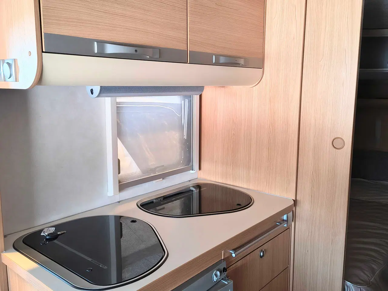 Billede 8 - Adria Adora 512 ul Årg 2009