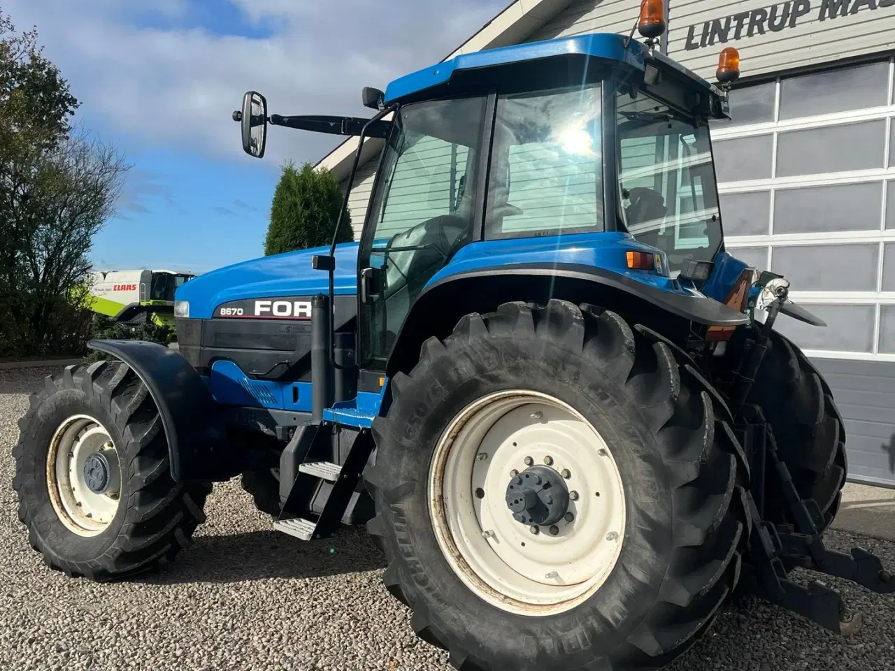 Billede 3 - New Holland 8670 Supersteer Samme ejer siden 2012, evt. med tvillinghjul