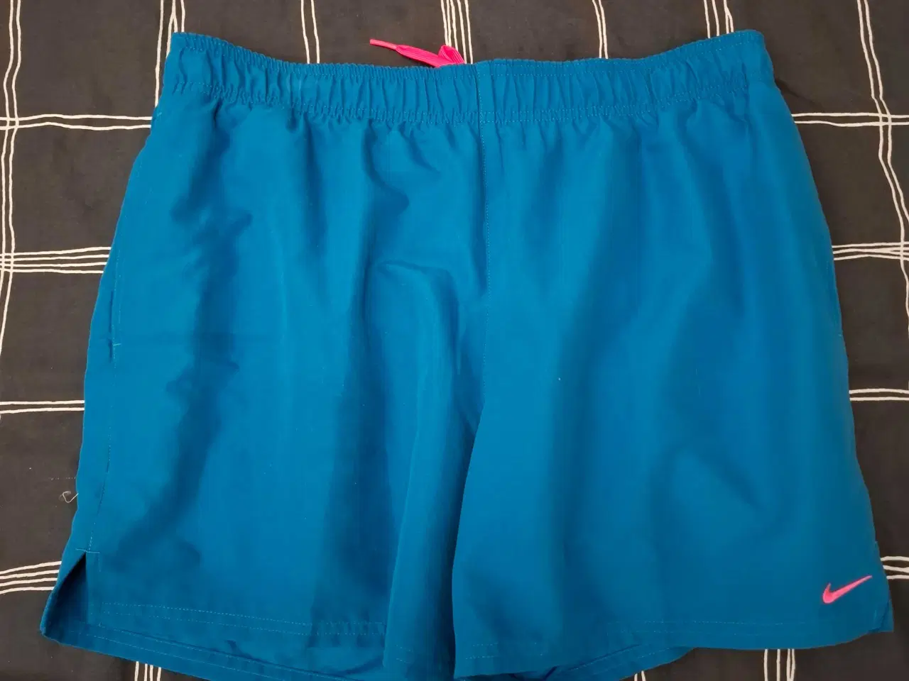 Billede 1 - Nike, shorts L.