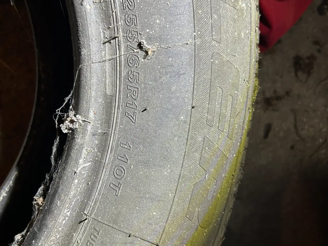 Billede 1 - Dæk til Nissan Navara 