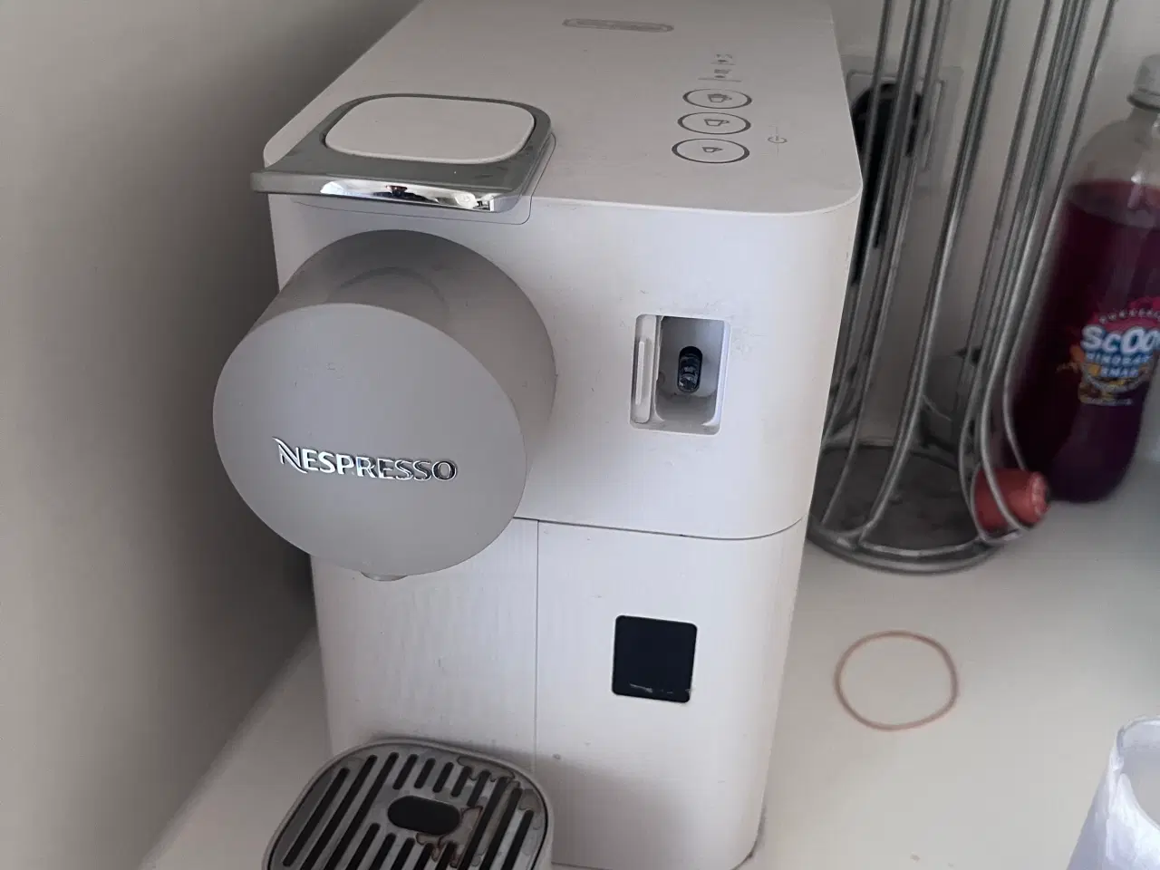 Billede 1 - Delonghi kapsel kaffemaskine(skummer virker ikke)
