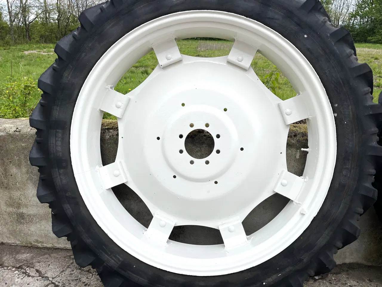 Billede 2 - SPRØJTEHJUL 12.4 x 46 ( 2 stk )