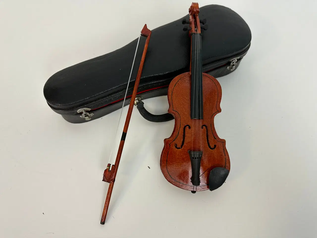 Billede 4 -  Lille 'model' violin i kuffert