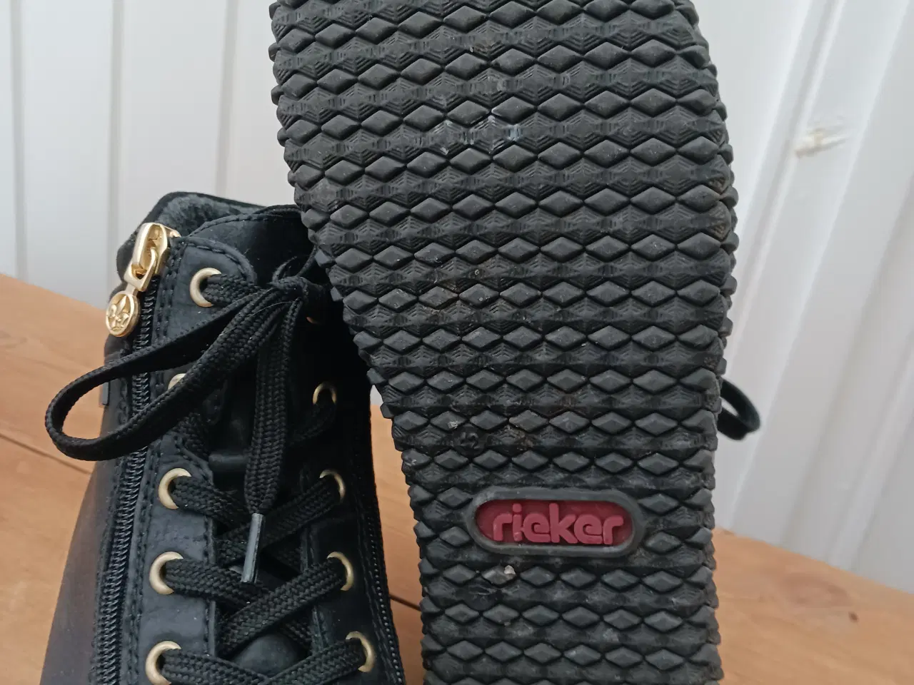 Billede 4 - Støvletter med foer