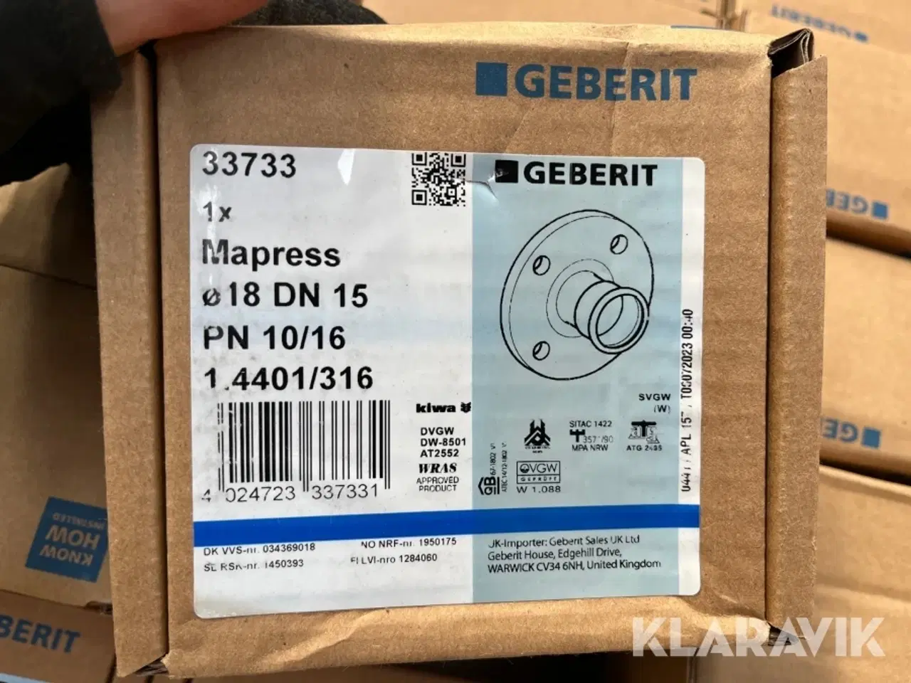 Billede 7 - Lot blandet med overgangsflanger, kontrolkit, rørholdere, toiletbræt og masker