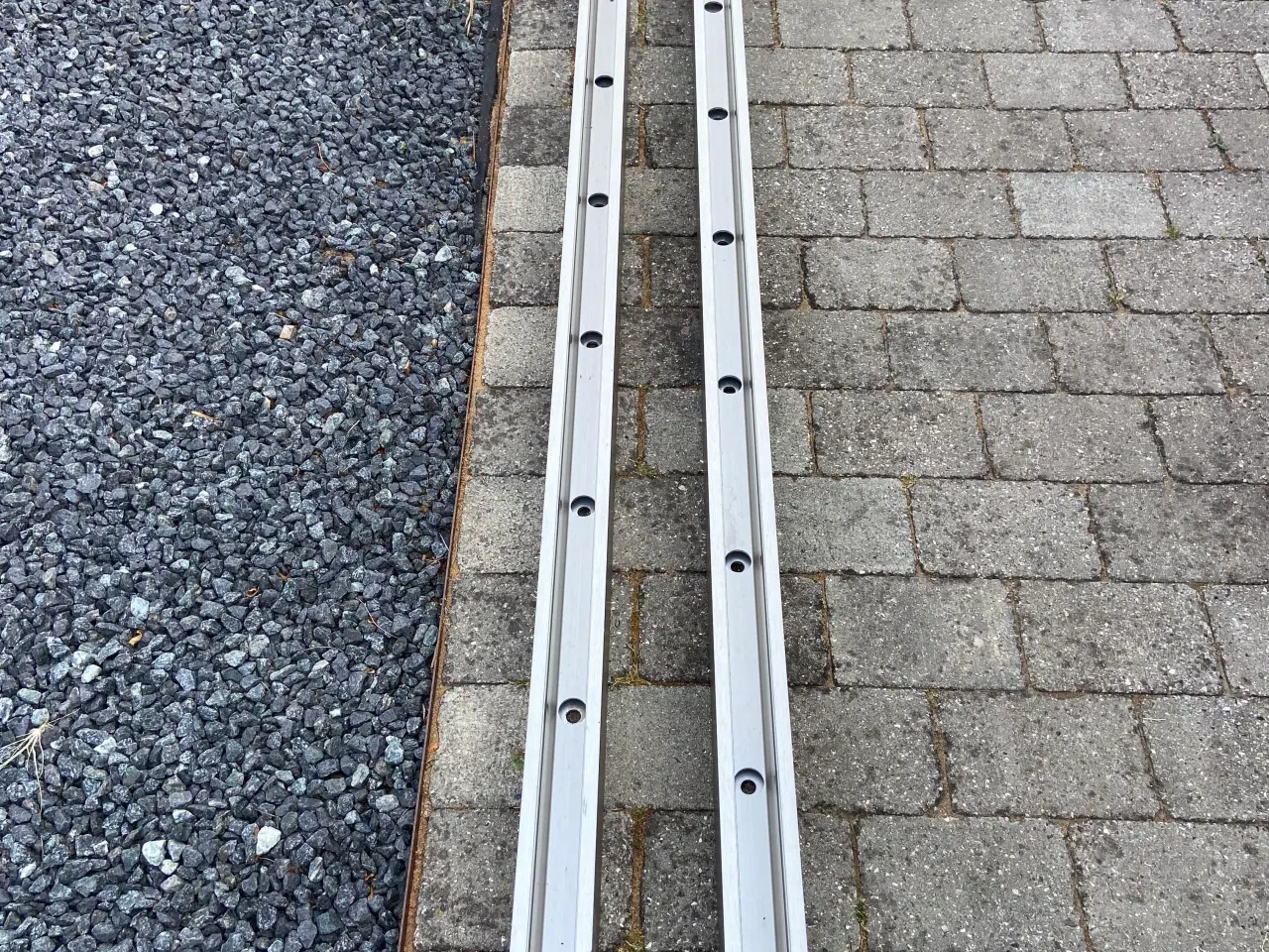 Billede 1 - Skinner mm til BV8900 glas fra Danværn