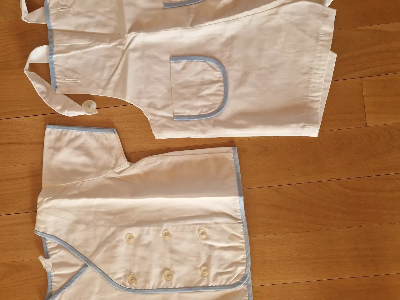 Billede 1 - Fint drengesæt fremstår som ubrugt.