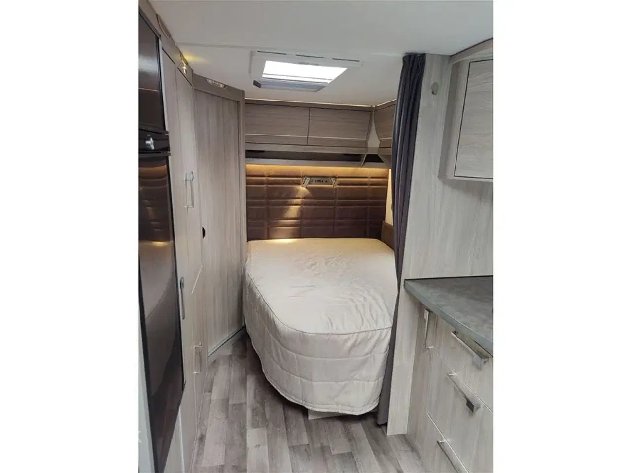 Billede 2 - 2021 - Kabe Royal 560 XL KS   Lækker vintervogn fra Hinshøj Caravan A/S