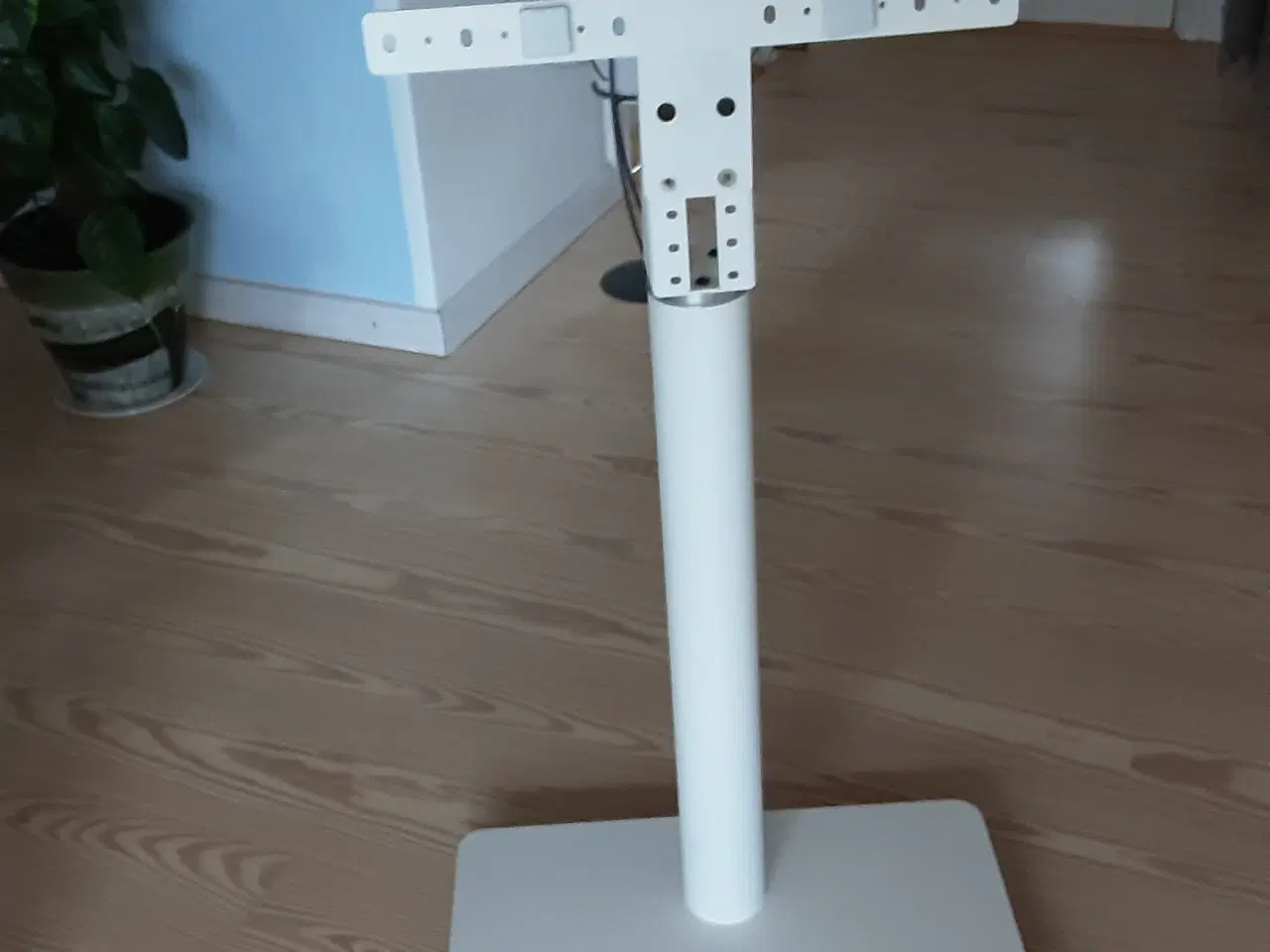 Billede 1 - Stander til TV.