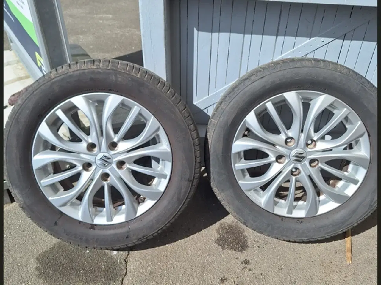 Billede 2 - Suzuki sommerdæk på alufælge