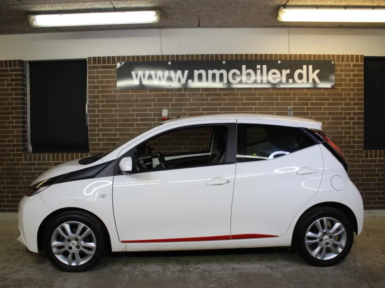 Billede 1 - Toyota Aygo 1,0 VVT-i x-play x-touch