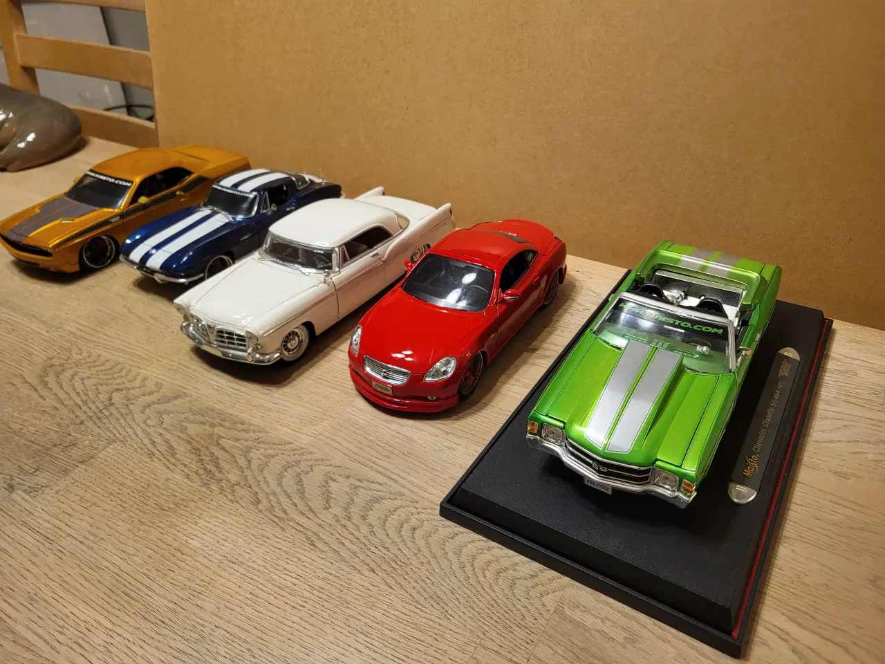 Billede 6 - Modelbiler 5 stk. 750 kr. 1:18