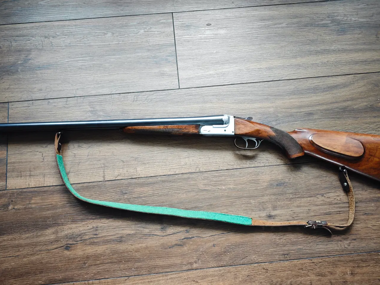 Billede 1 - Aya - Hunters gun