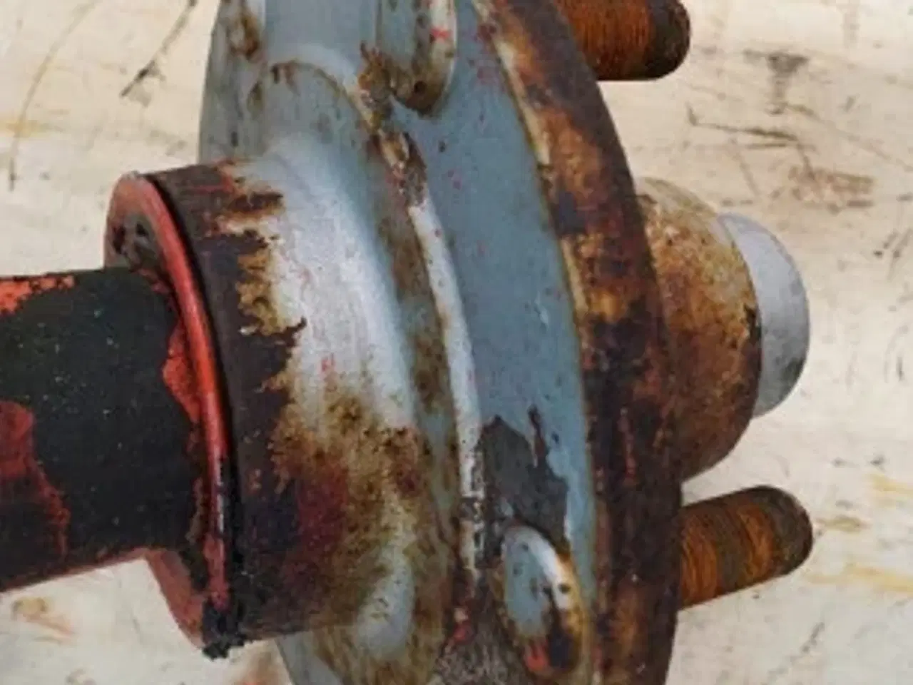 Billede 11 - Deutz 3610 Styrespindel 06502680