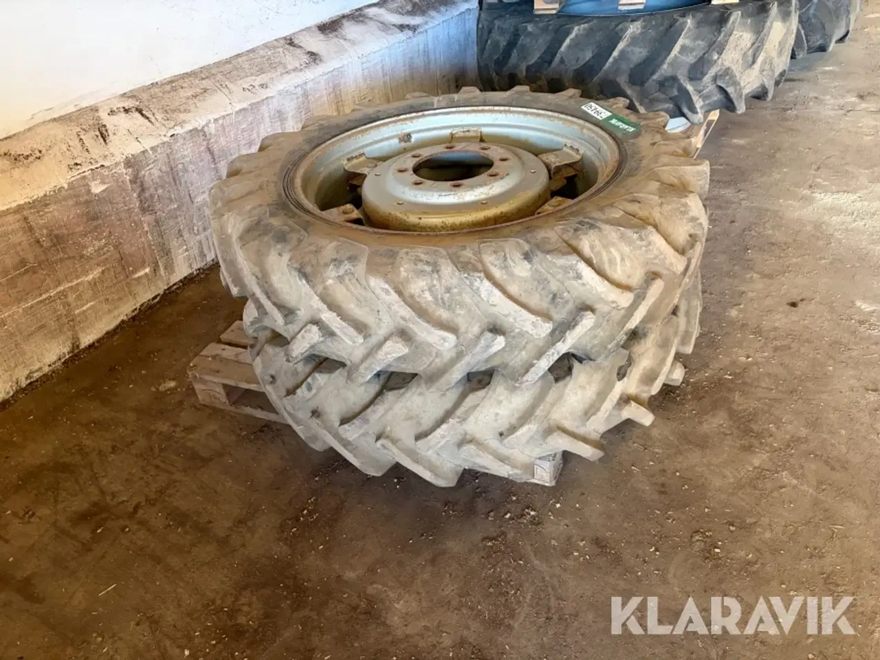 Billede 3 - Hjul Ford Dexta 2 styk