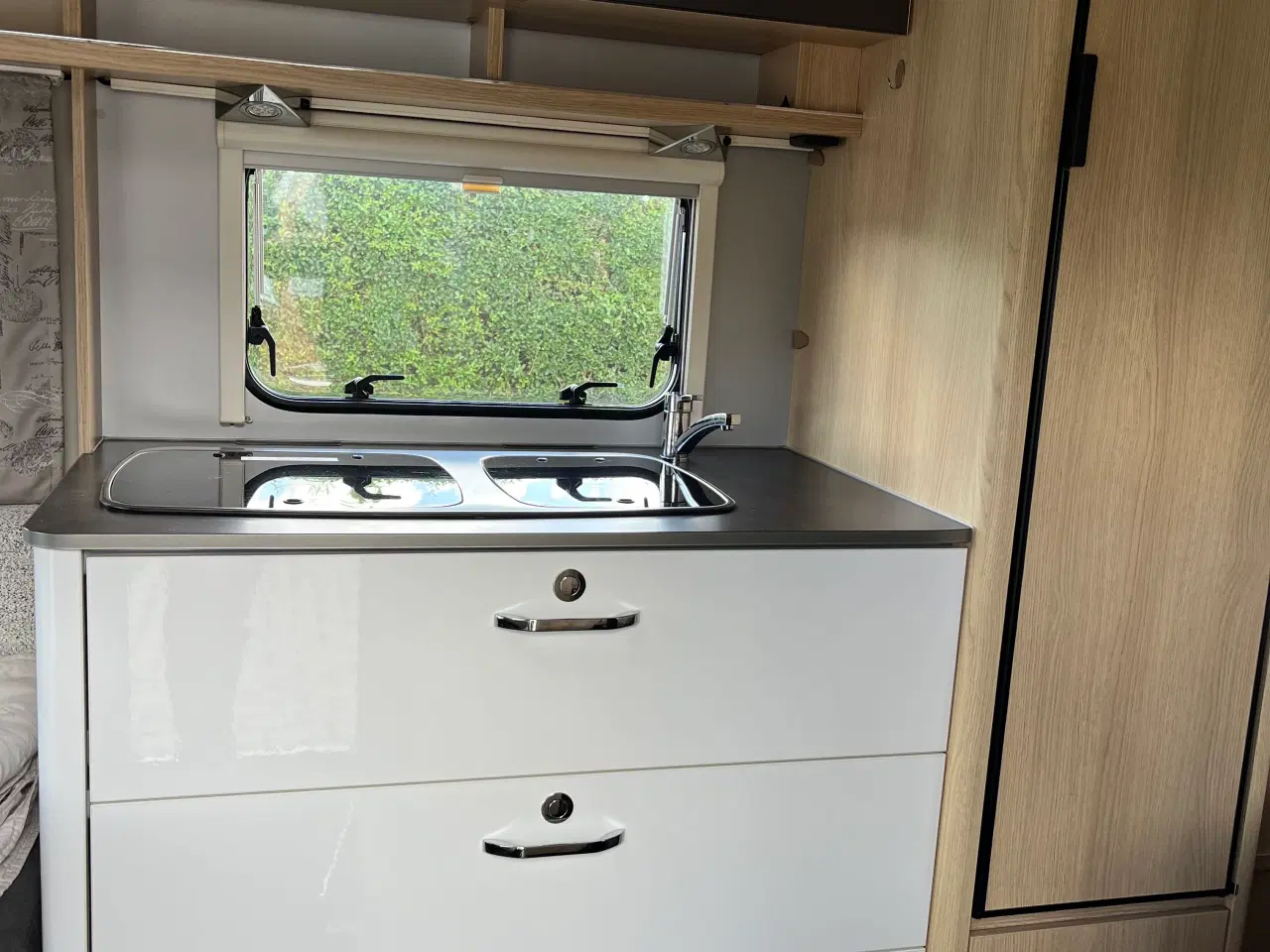 Billede 2 - Hymer Eriba Living 485 campingvogn
