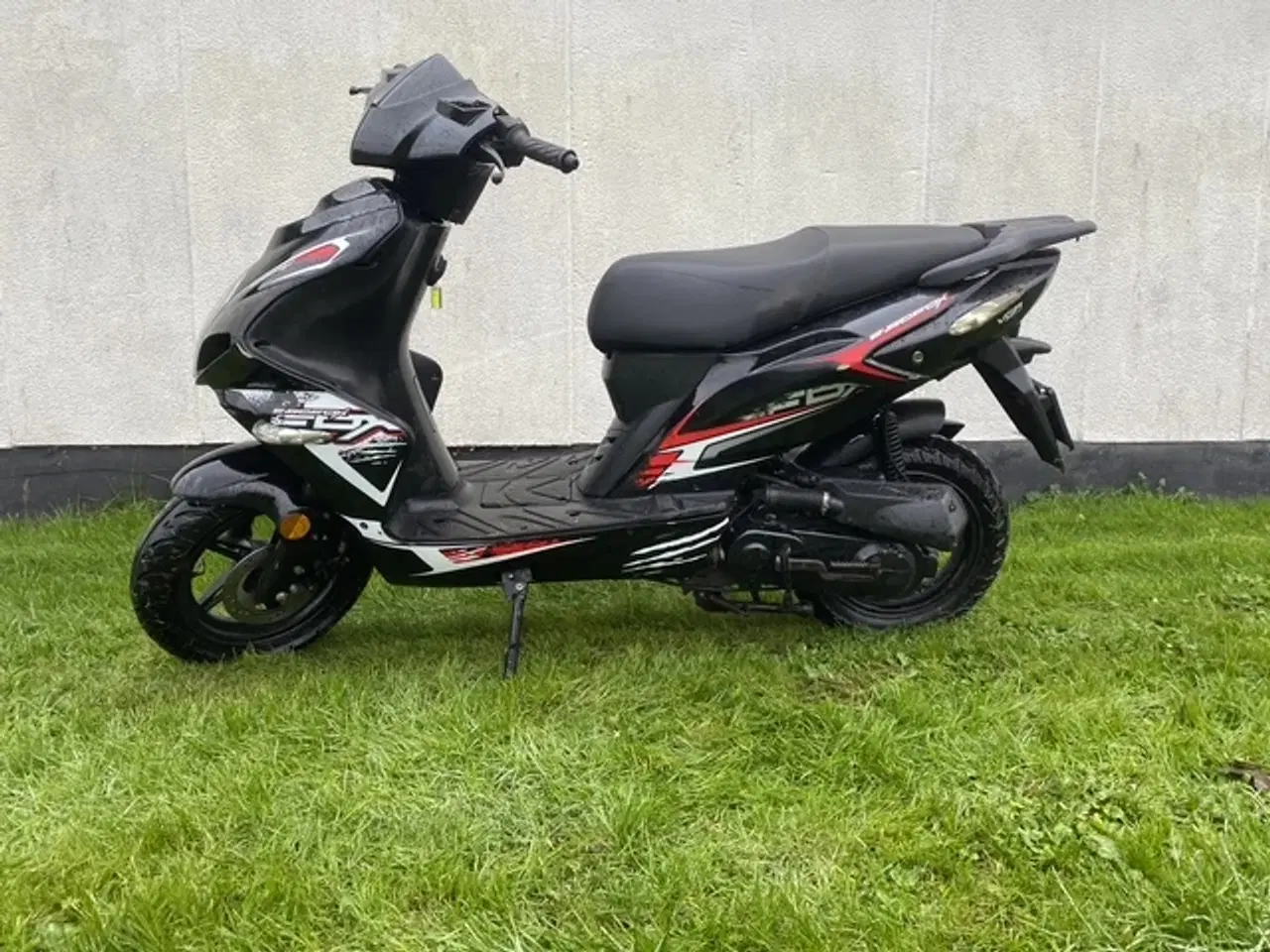 Billede 1 - VGA firefox Er meget fin, men har lidt ridser