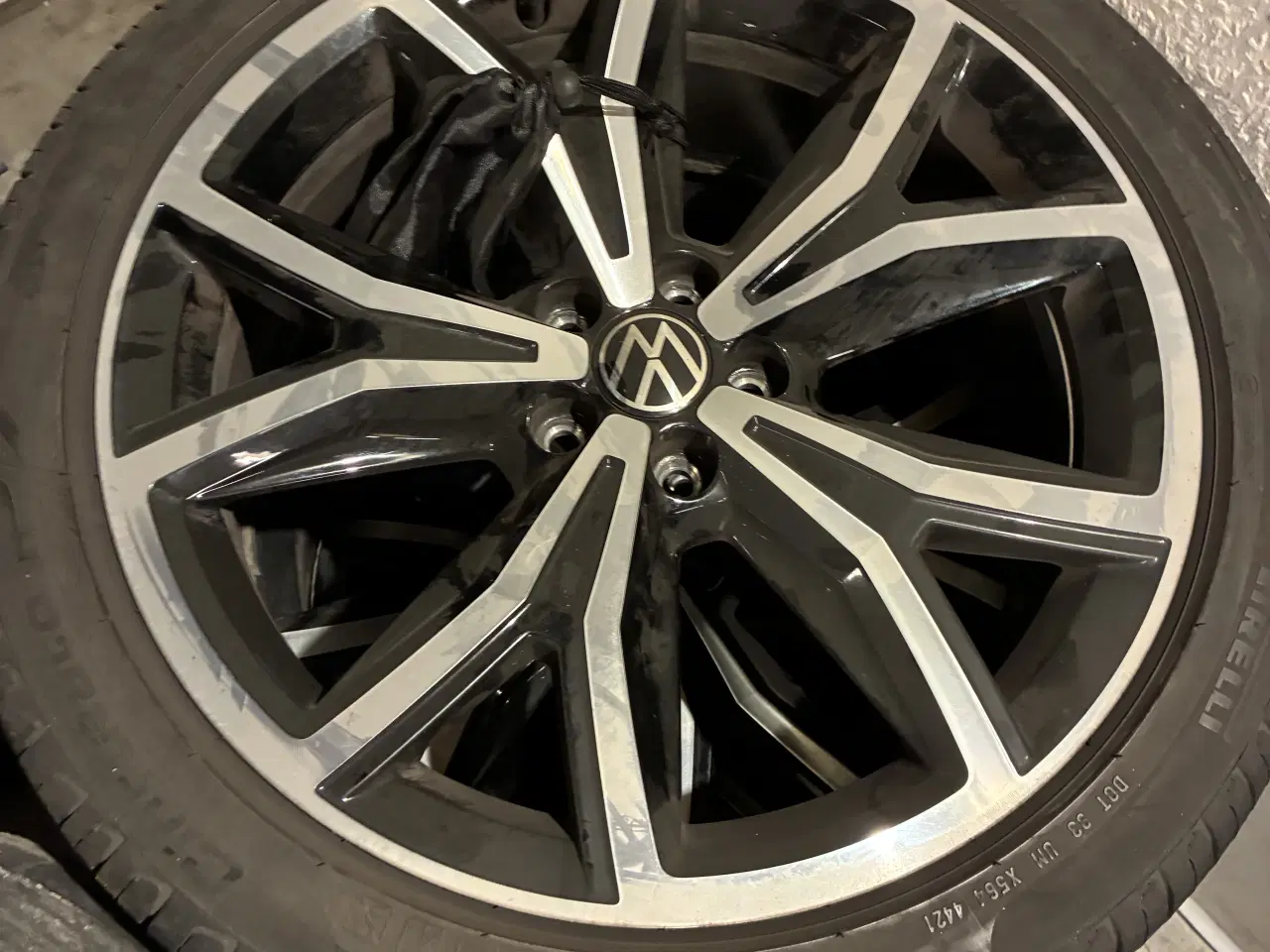 Billede 3 - Fælge med dæk