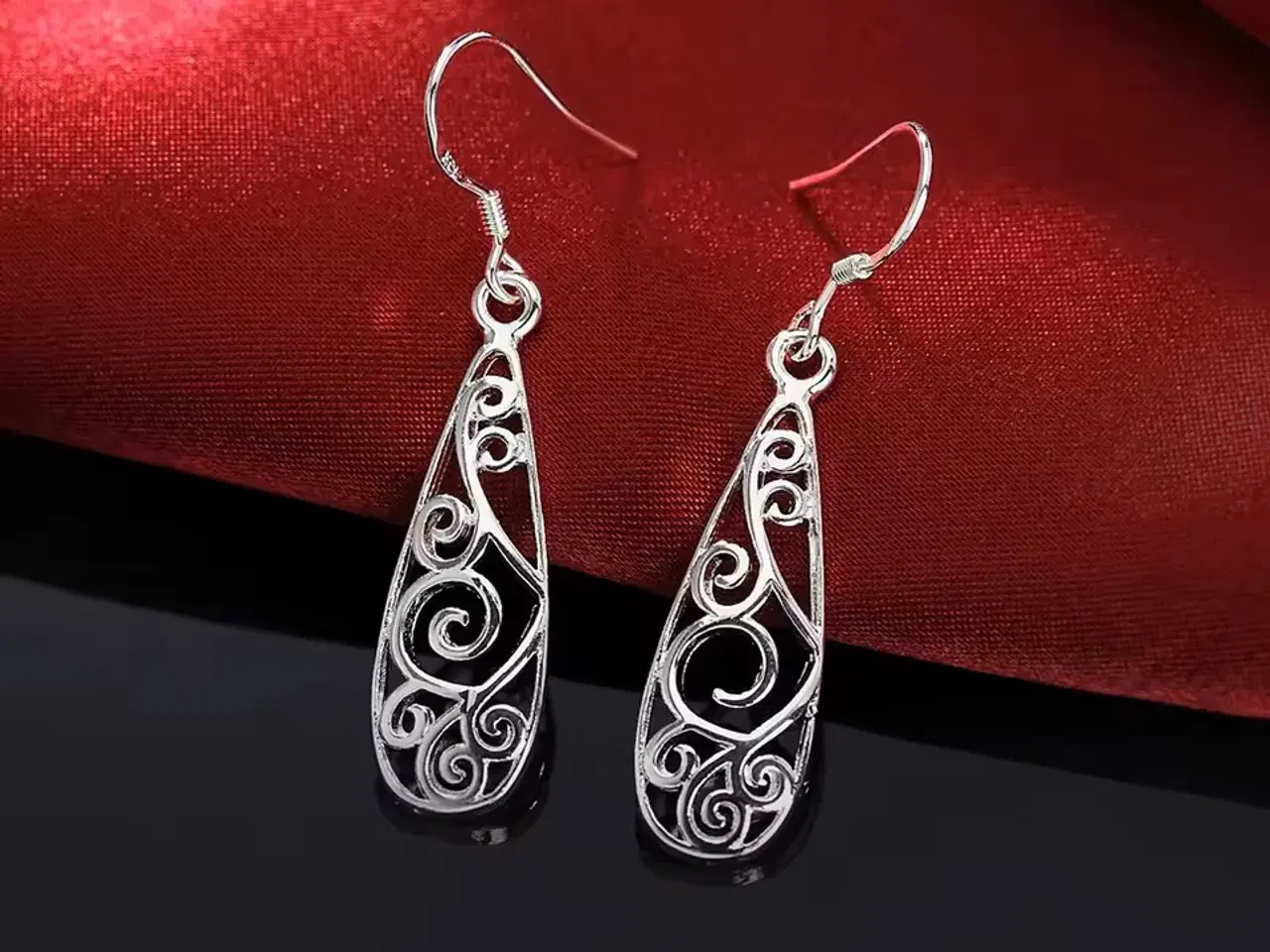Billede 1 - * Lækre dingle-øreringe - i Tibetansk Sølv