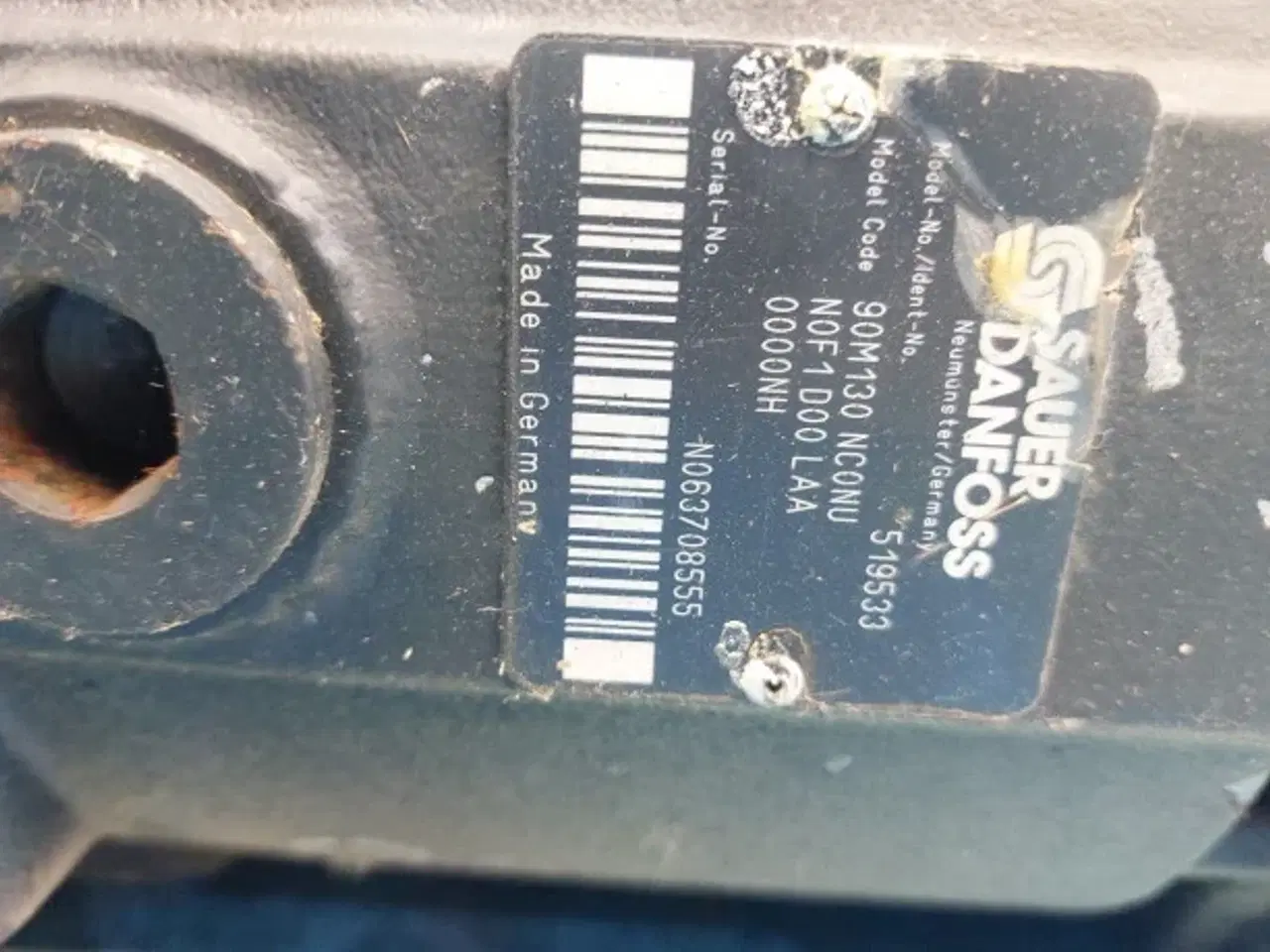 Billede 13 - New Holland CX8090 Hydrostat motor 84819681