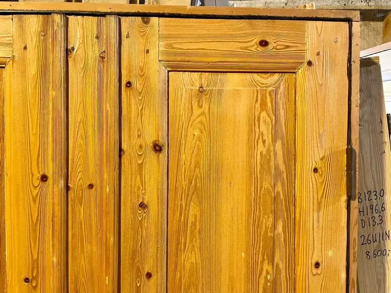 Billede 4 - Afsyret dobbeltdør m. karm og langskilte