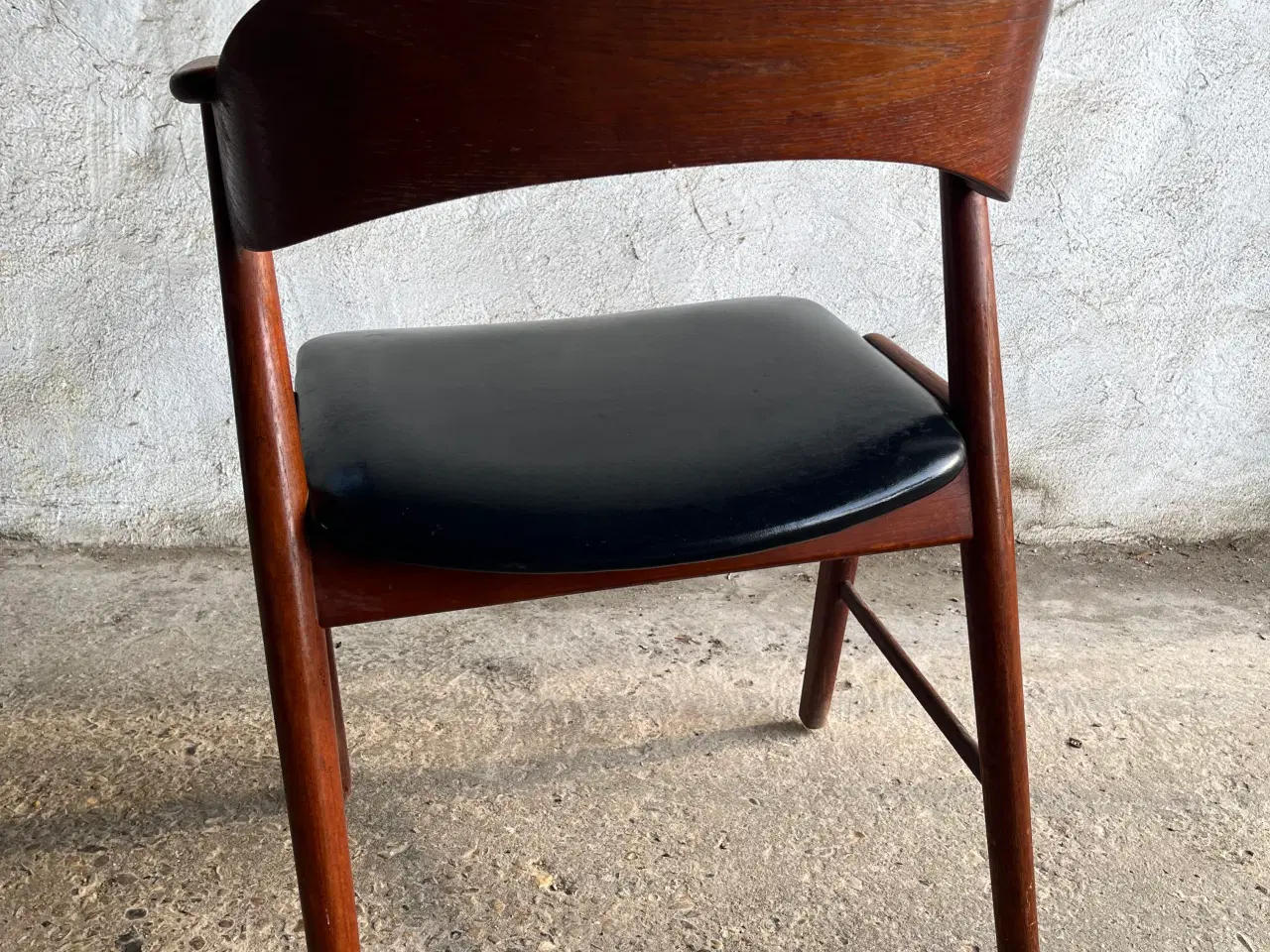 Billede 4 - Spisebordsstole sælges 