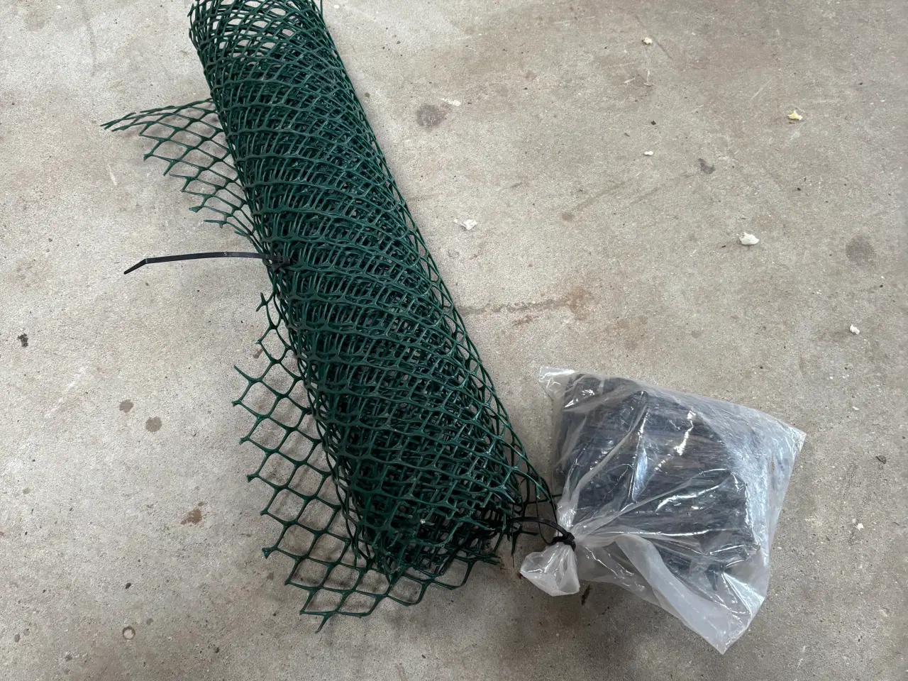 Billede 1 - Armeringsnet til robotplæneklipper 