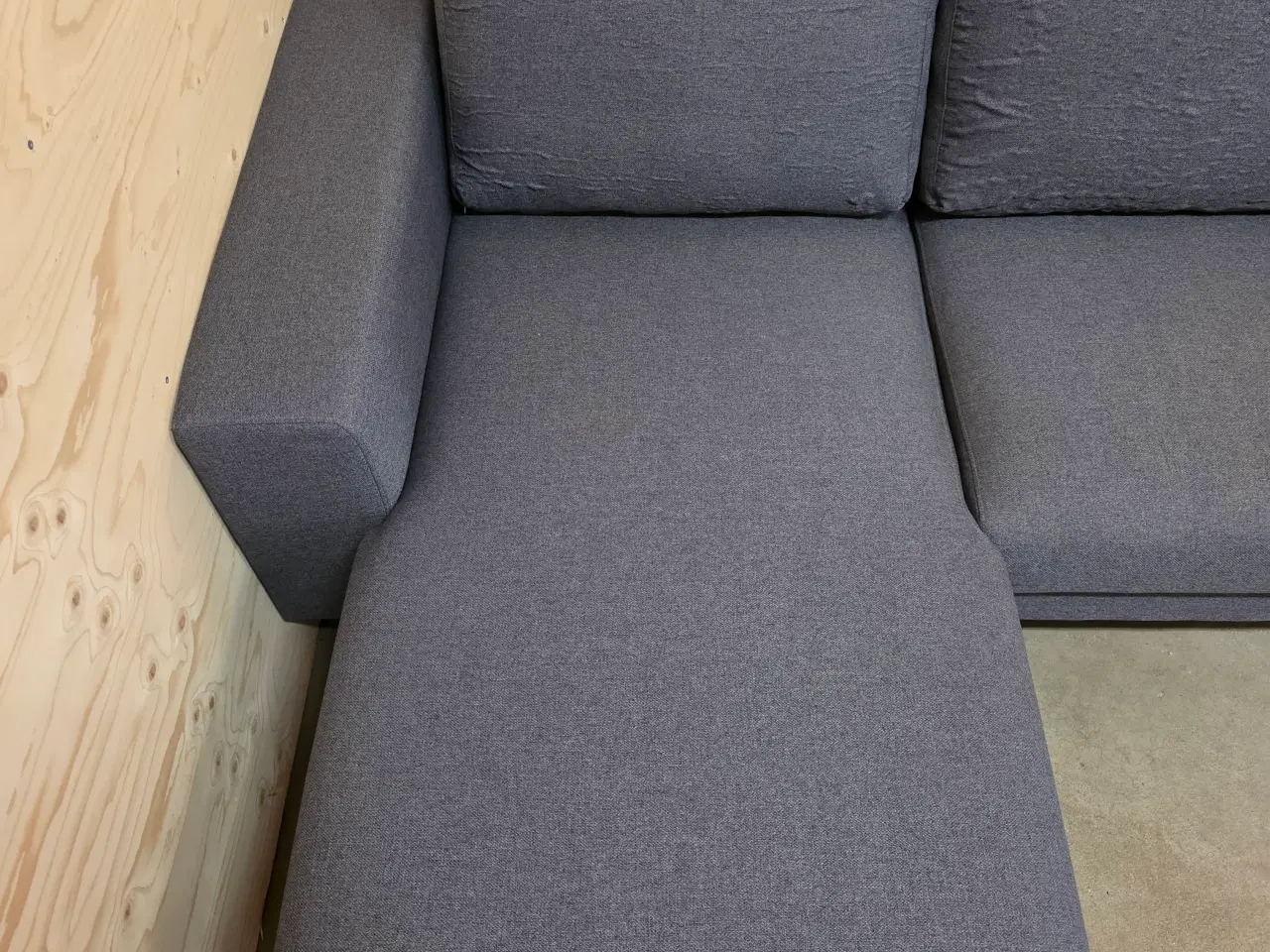 Billede 5 - Jysk 3 Pers. Vendbar Chaiselong Sofa – God Stand