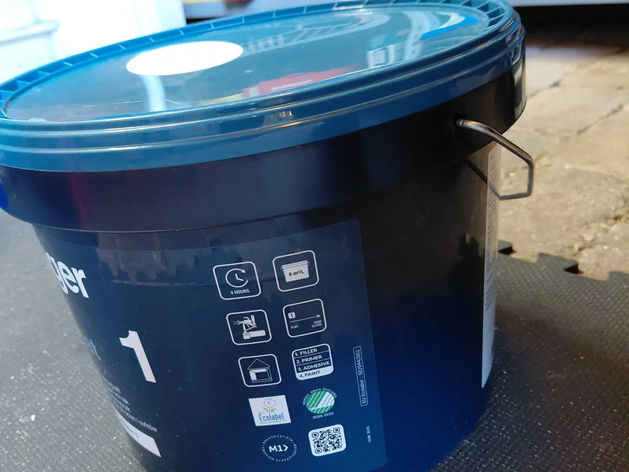 Billede 4 - Uåbnet hvid maling i god kvalitet