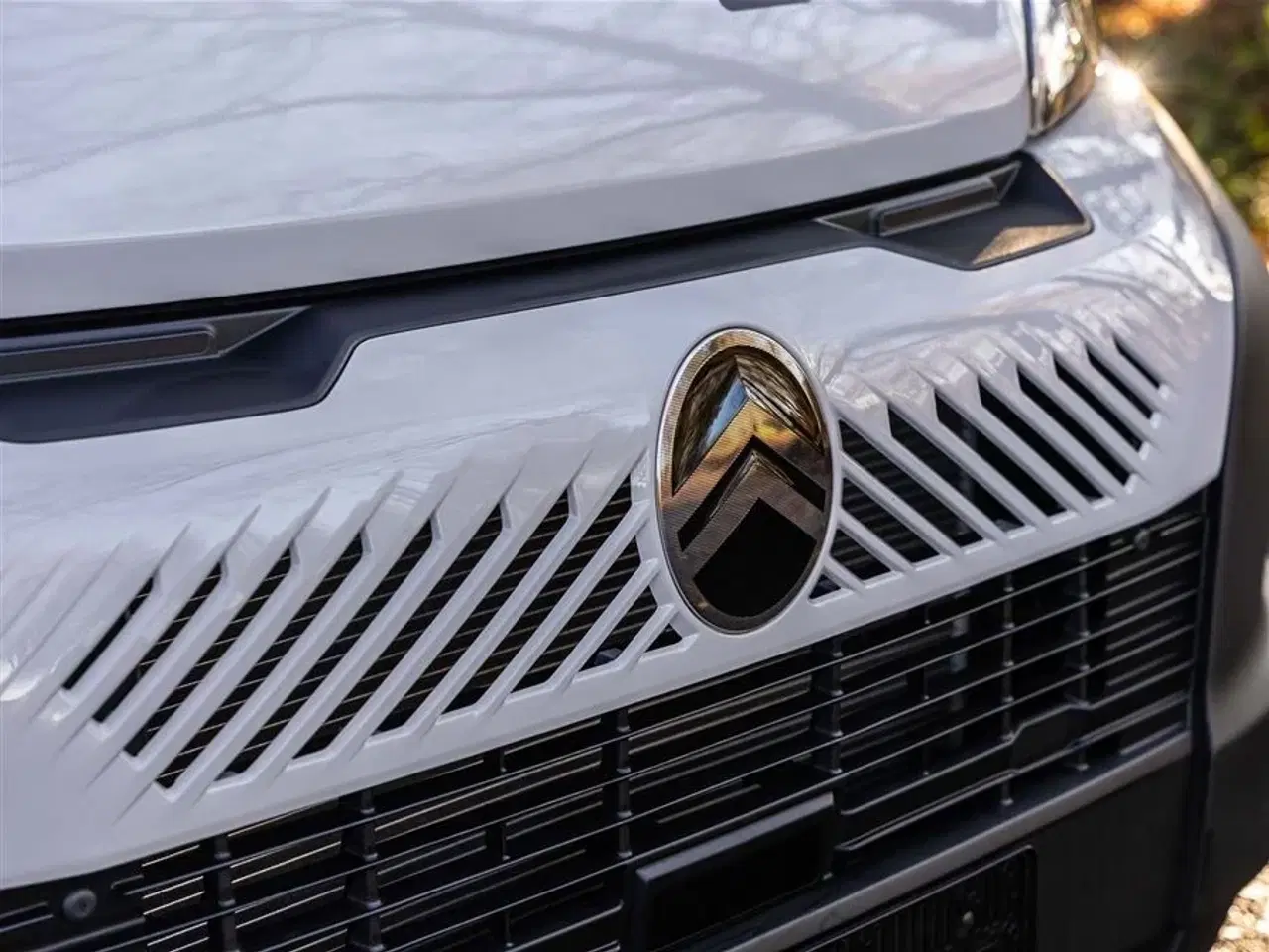 Billede 32 - 2026 - Benimar Benivan 144 UP   Benivan 144 UP 2025 er en fuldt udstyret 5,99 meter campervan