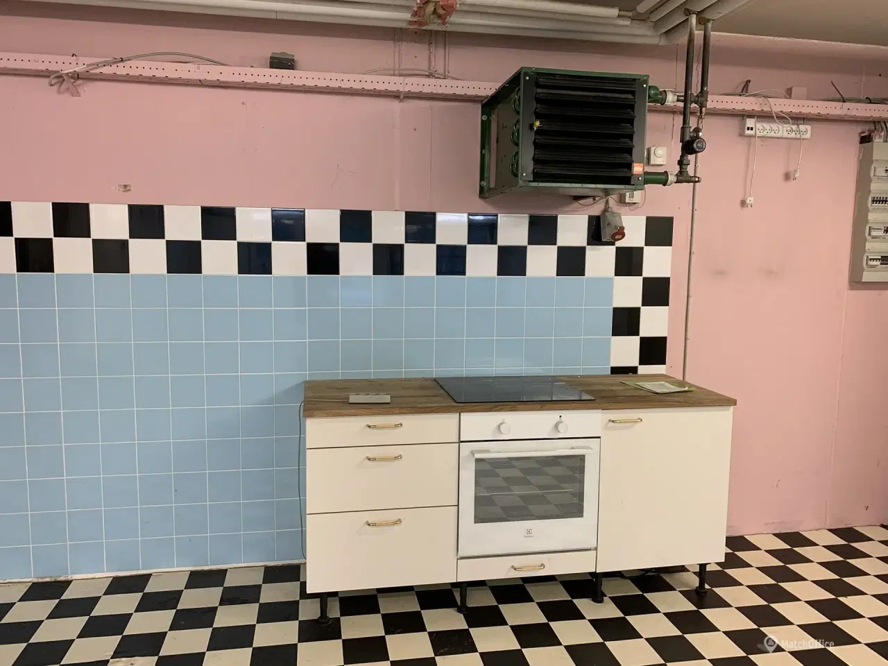 Billede 5 - Lager/showroom tæt på motorvej og offentlig transport