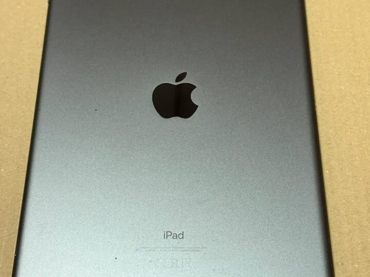 Billede 3 - Ipad, APPLE A2604