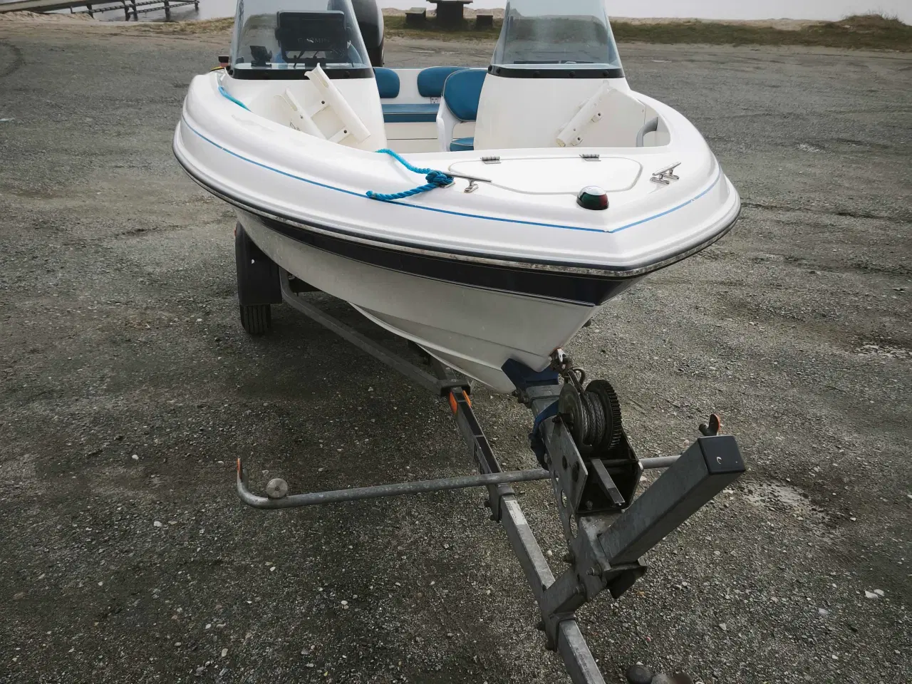 Billede 9 - Båd med motor og trailer 