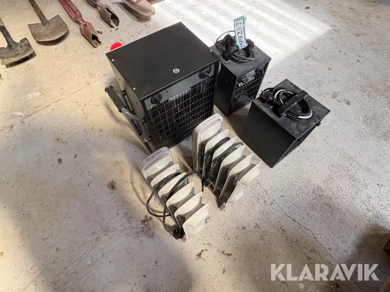 Billede 2 - Varmeblæsere og radiatorer 5 styk