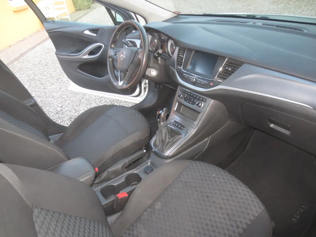 Billede 18 - Flot Opel Astra 1.6 CD St-car År 2018.