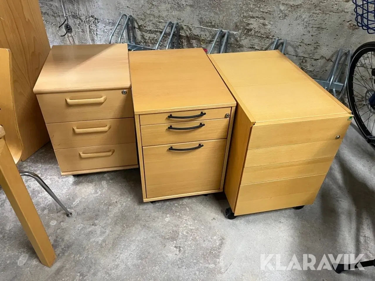 Billede 6 - Kontor inventar bord/stol/skabe